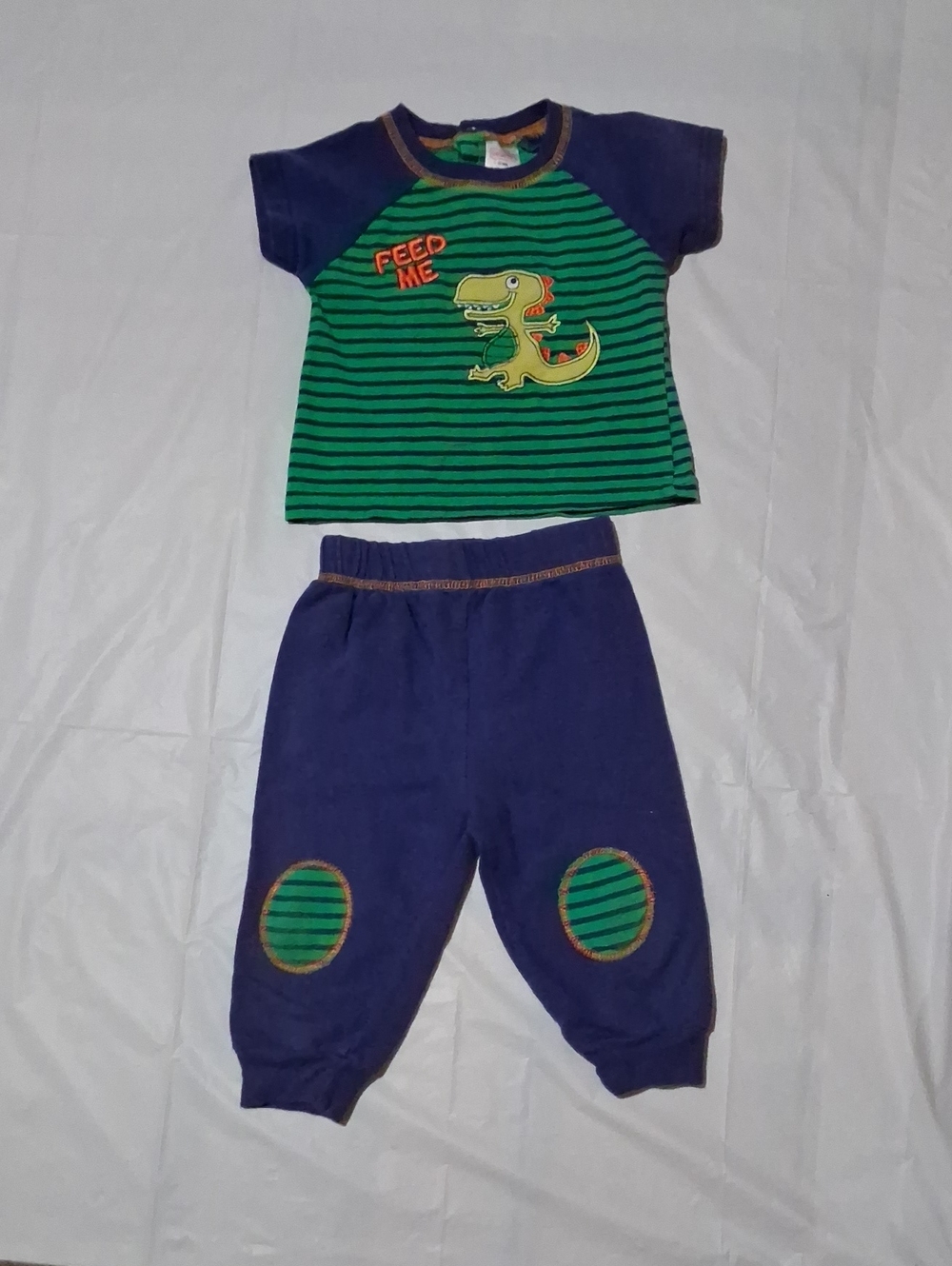✨Kids Green & Navy Dino Set- Feed Me Graphic✨